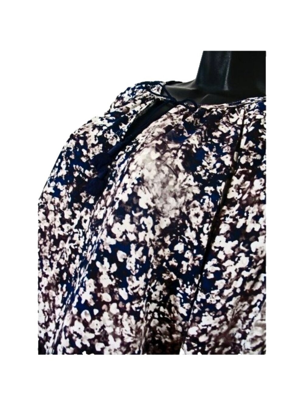Vera Wang Women's blue&White Tunic  size Large